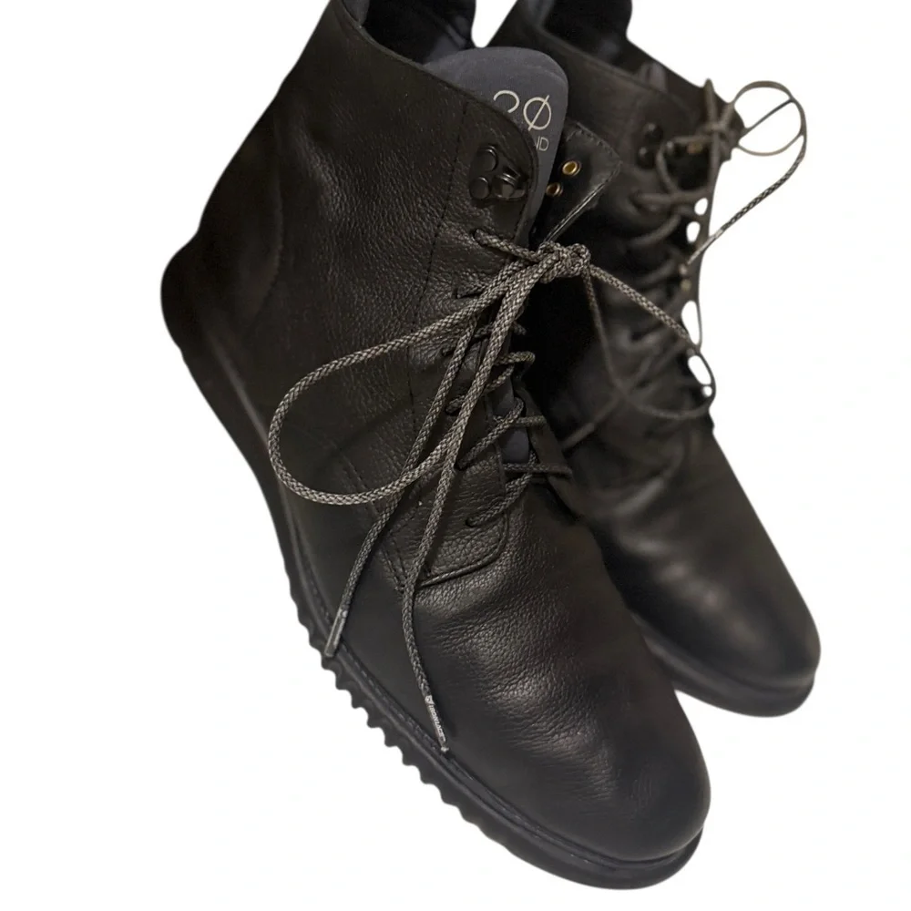 Cole Haan Black pure Leather Lace-Up Boots